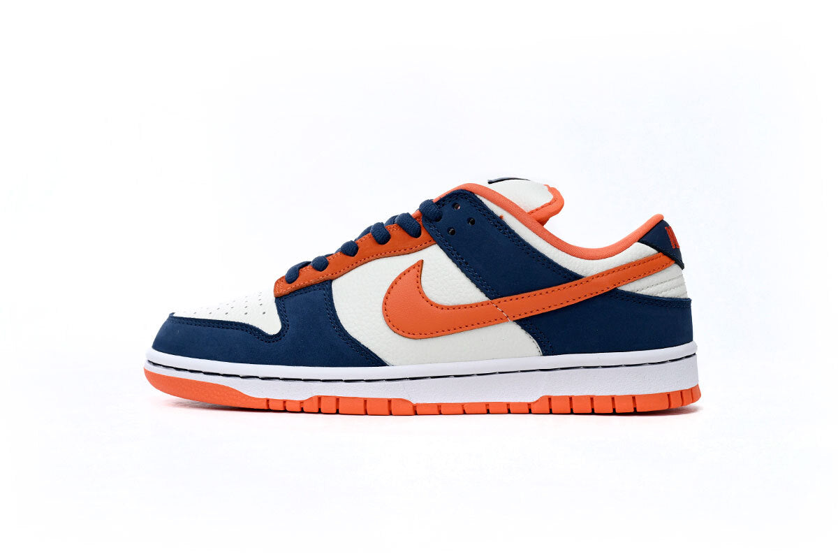 Nike SB Dunk Low Broncos Reps Sneaker 304292-184