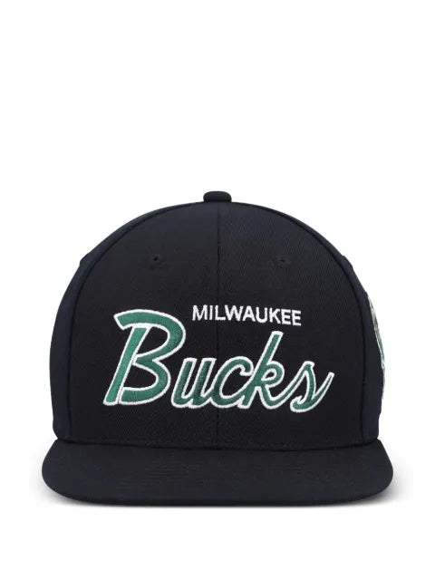 Mitchell & Ness Milwaukee Bucks Team Script 2.0 baseball cap