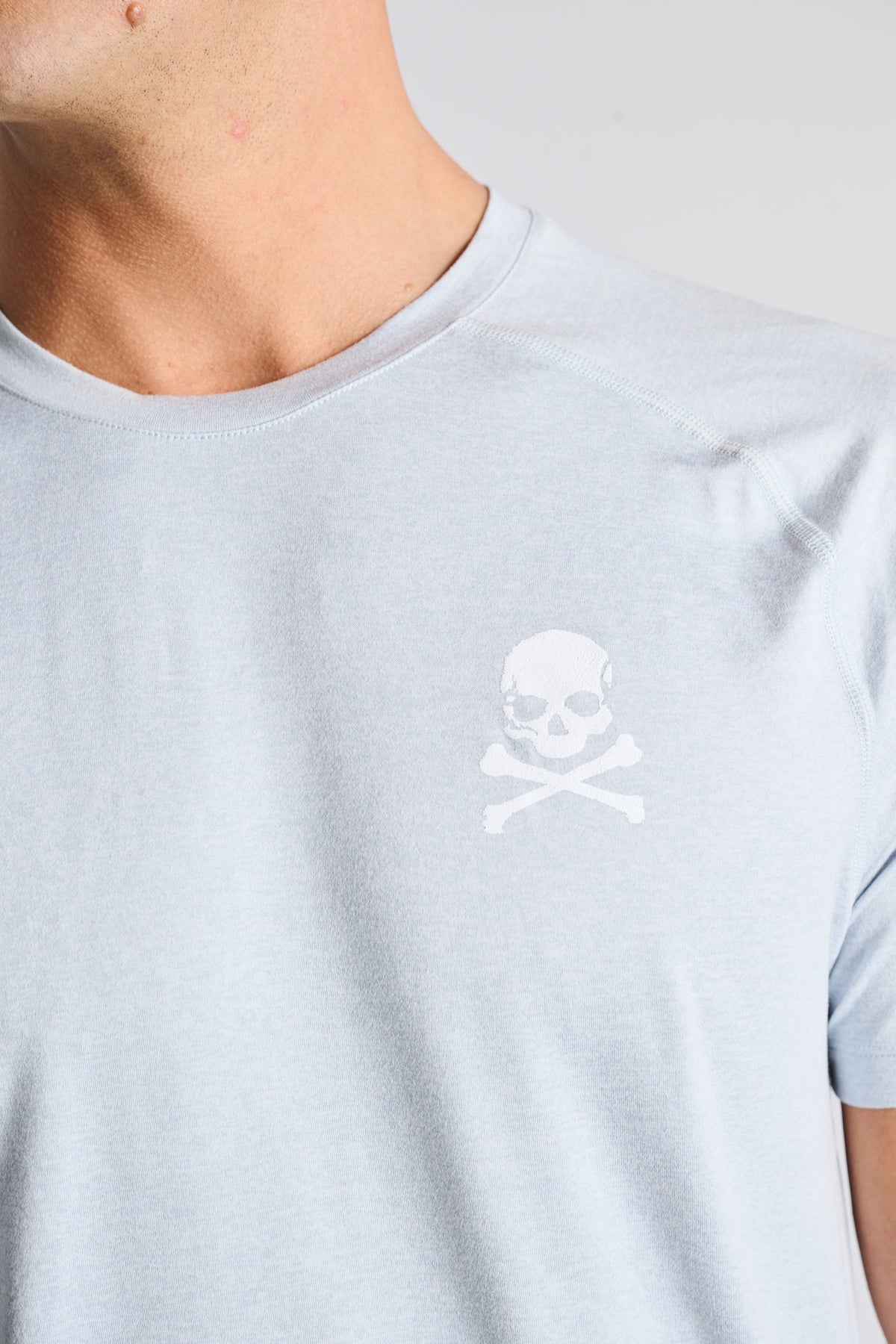 ATMOSPHERE TEE