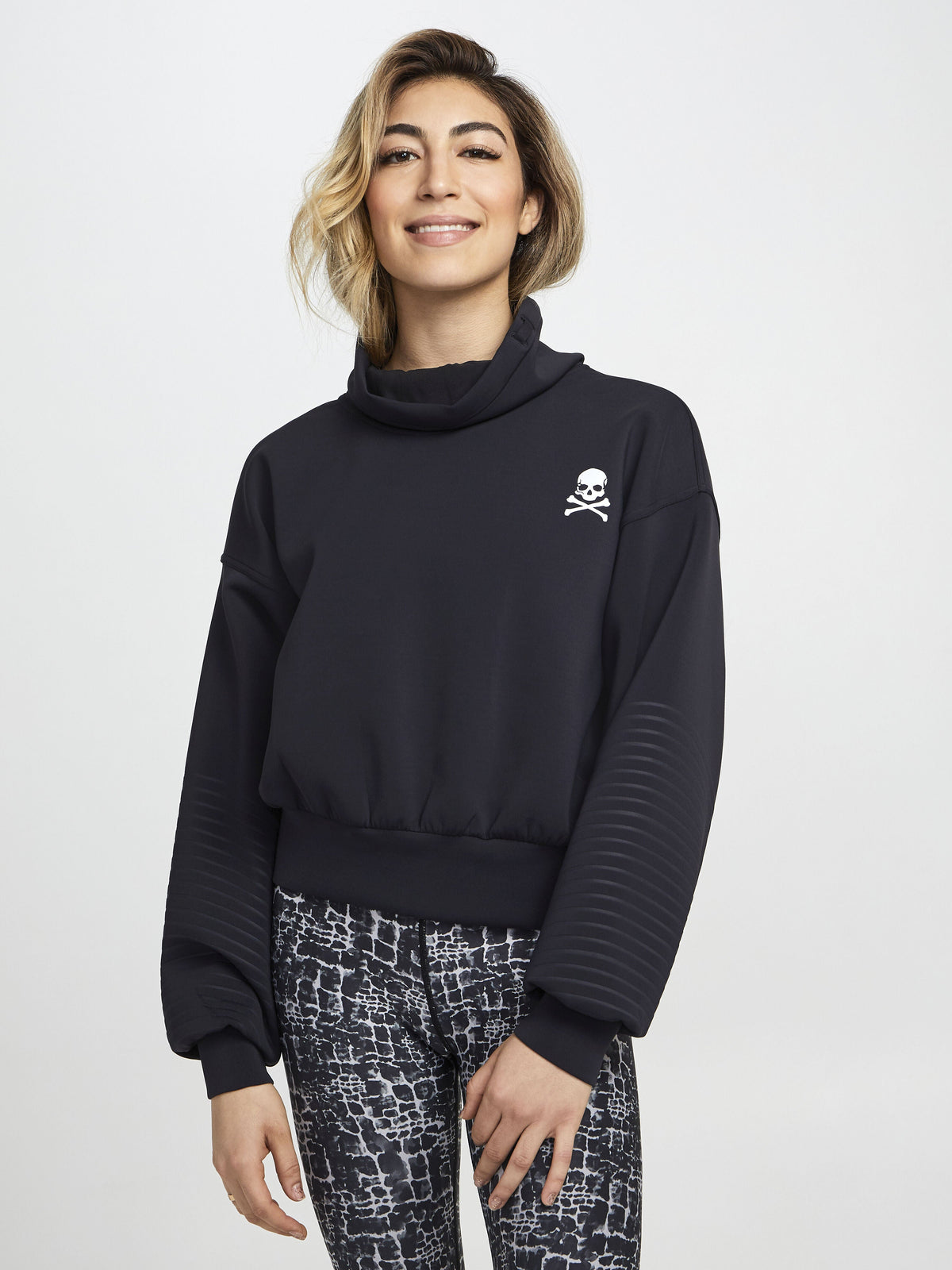Full Flourish Pullover