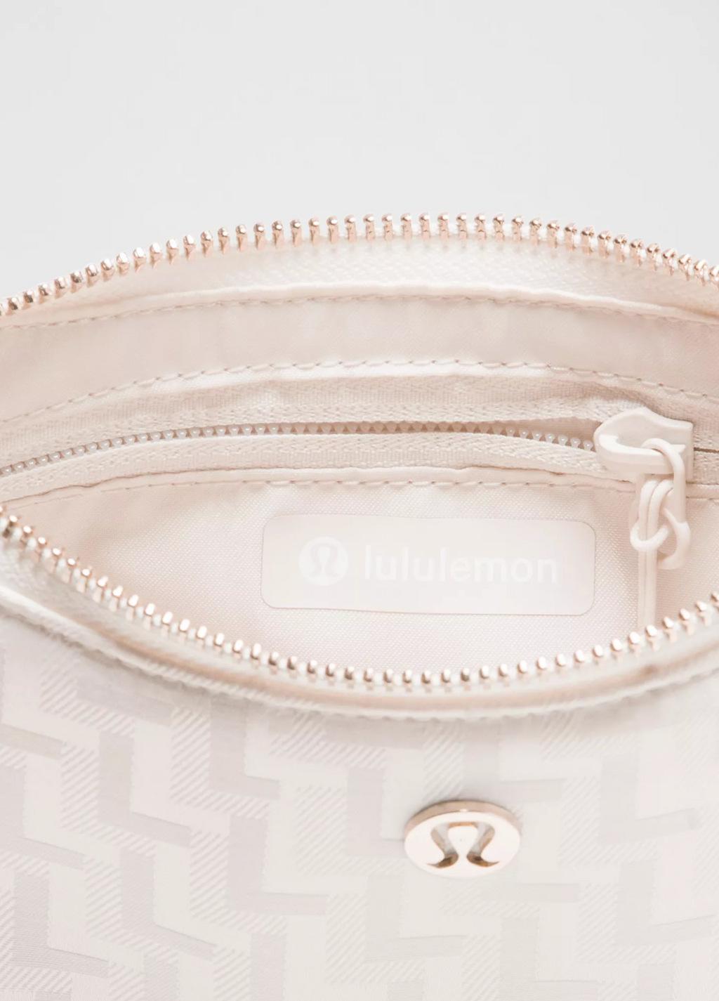City Essentials Small Shoulder Bag