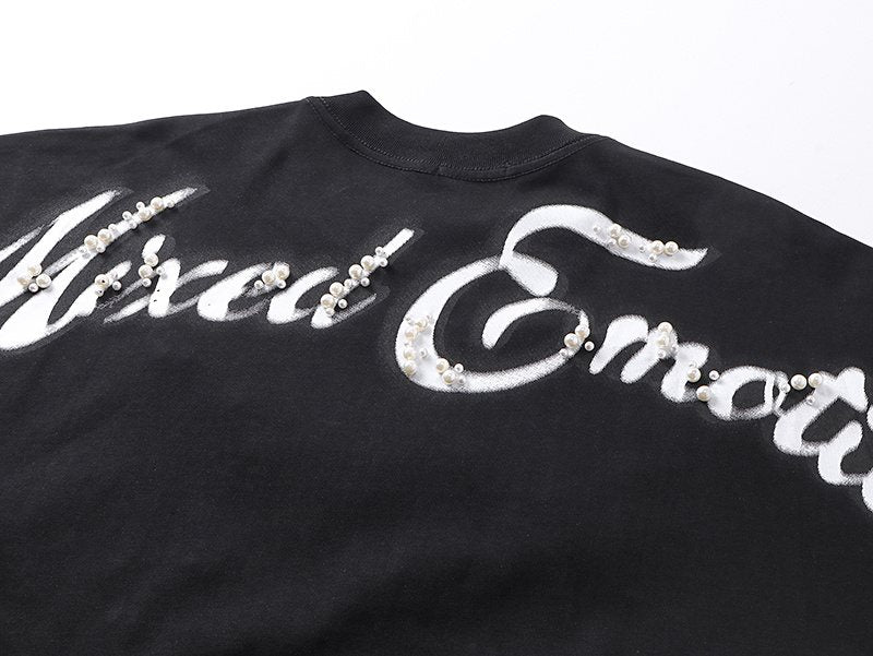 MIXED EMOTION Angel Graphic T-Shirt