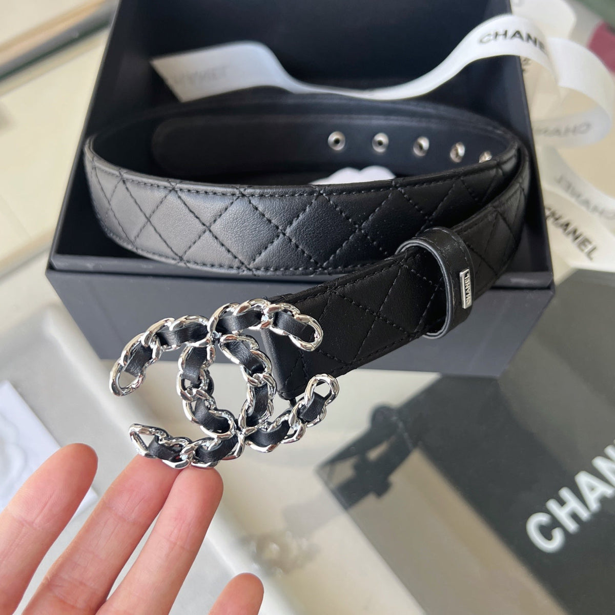CHANEL 25S BELT 30 MM IN BLACK CALFSKIN 616606