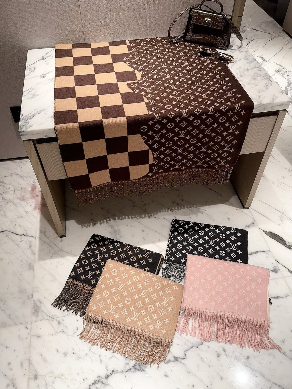 Louis Vuitton Style Checkerboard Monogram Scarf