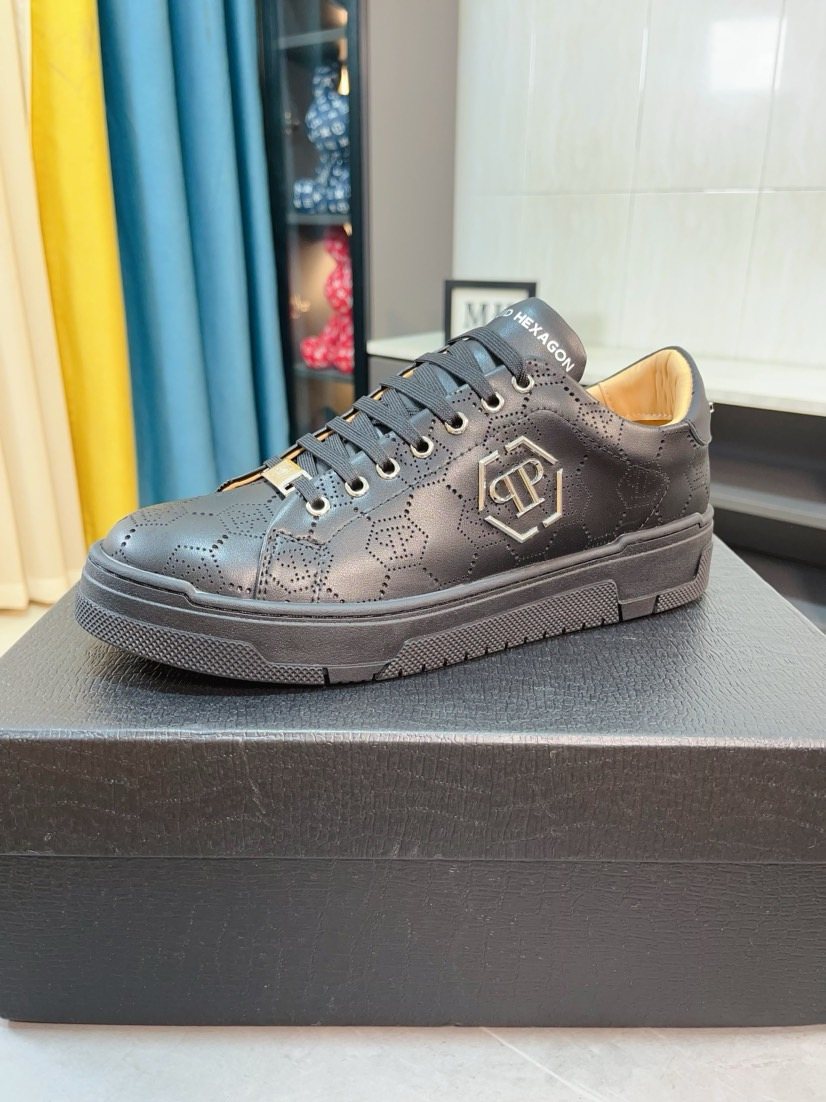 Philipp Plein Black Textured Low-Top Sneakers