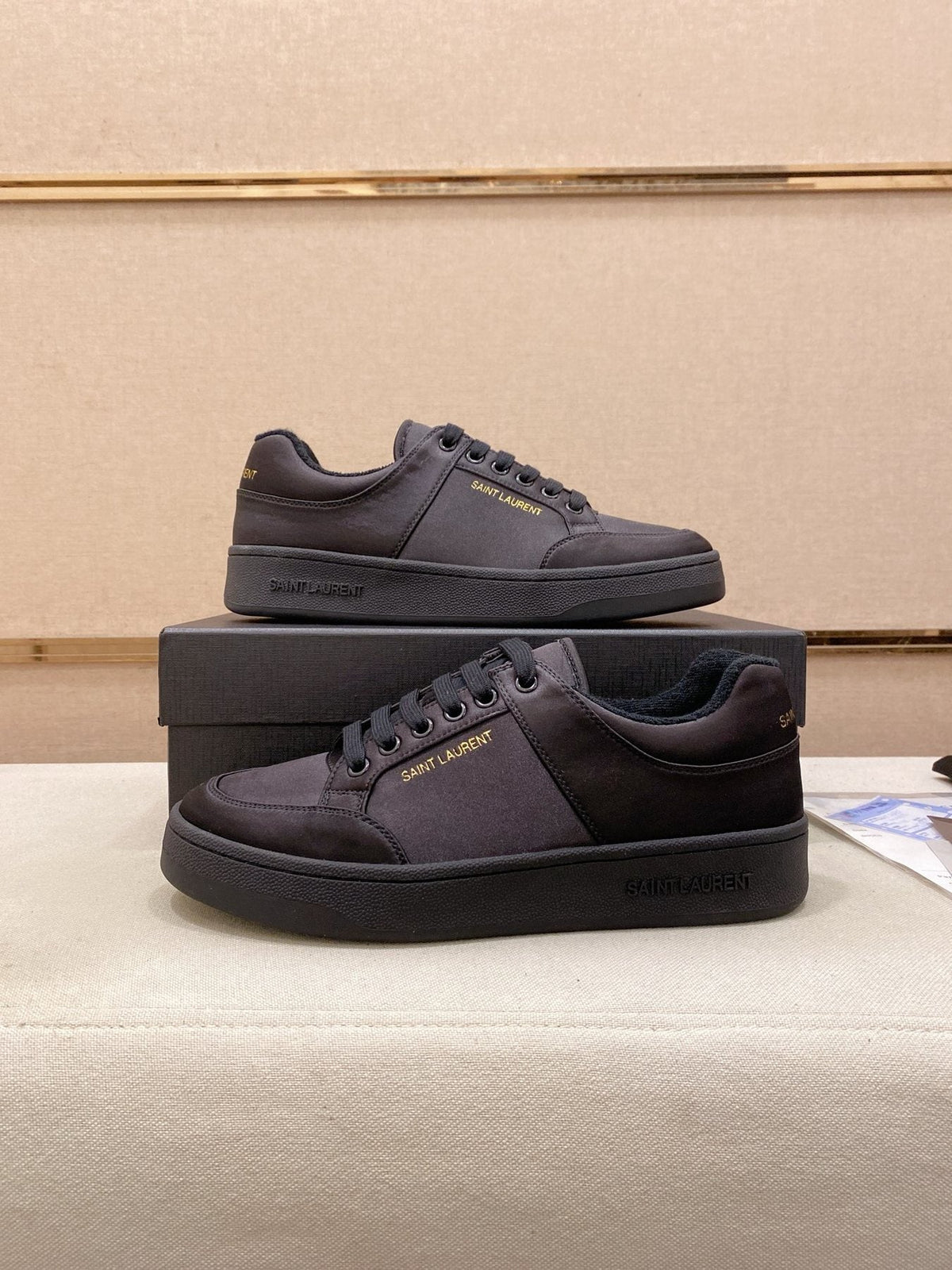 Saint Laurent Low-Top Sneakers - Padded Collar
