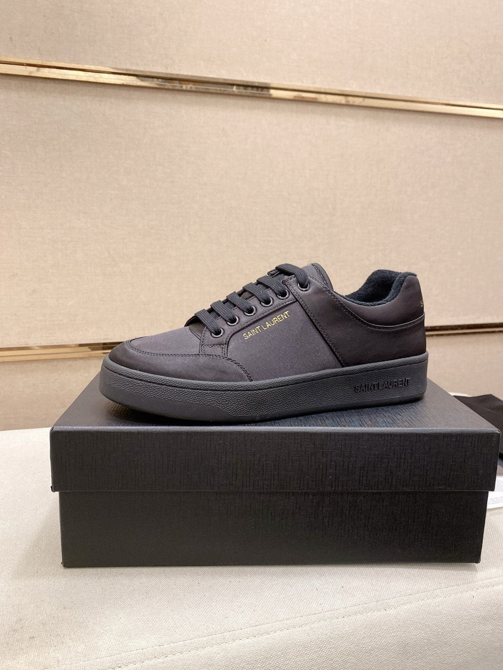 Saint Laurent Low-Top Sneakers - Padded Collar