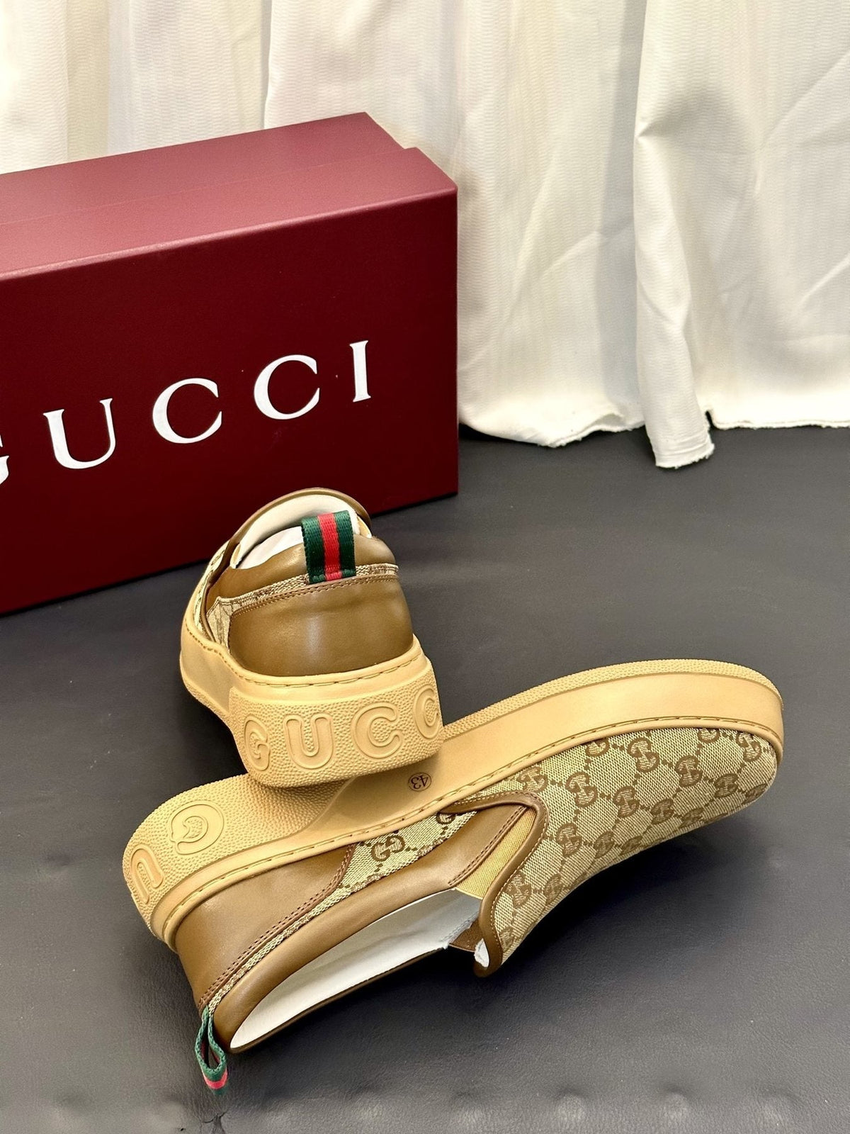 Gucci Patterned Slip-On Shoes