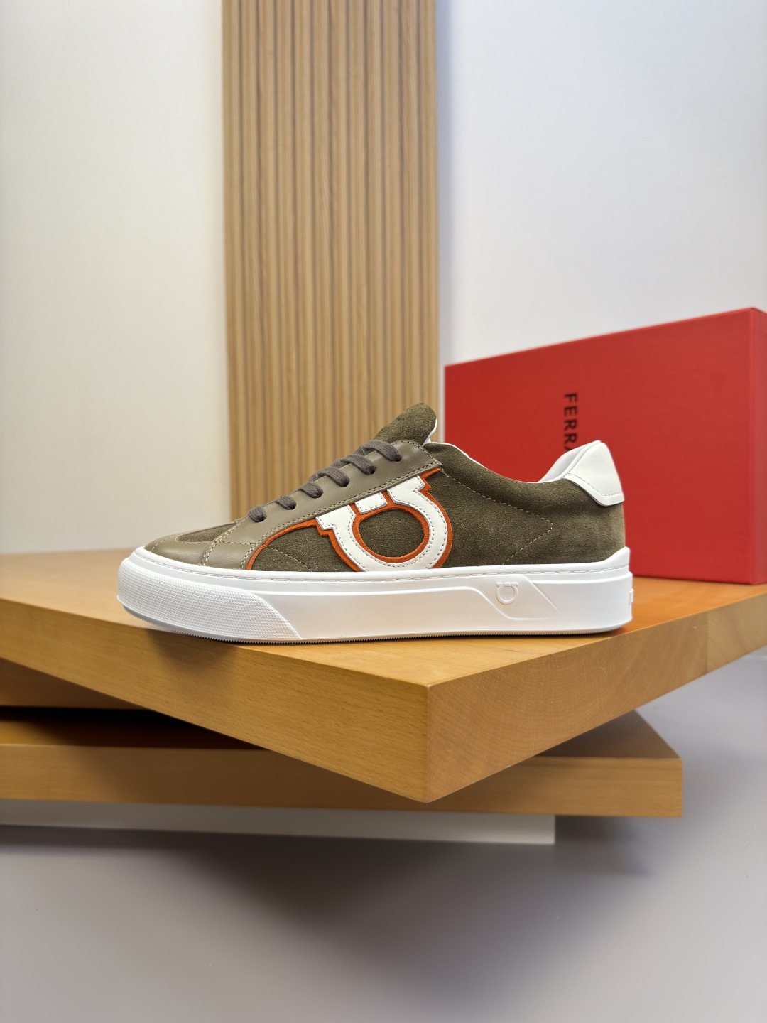 Ferragamo Low-Top Sneakers