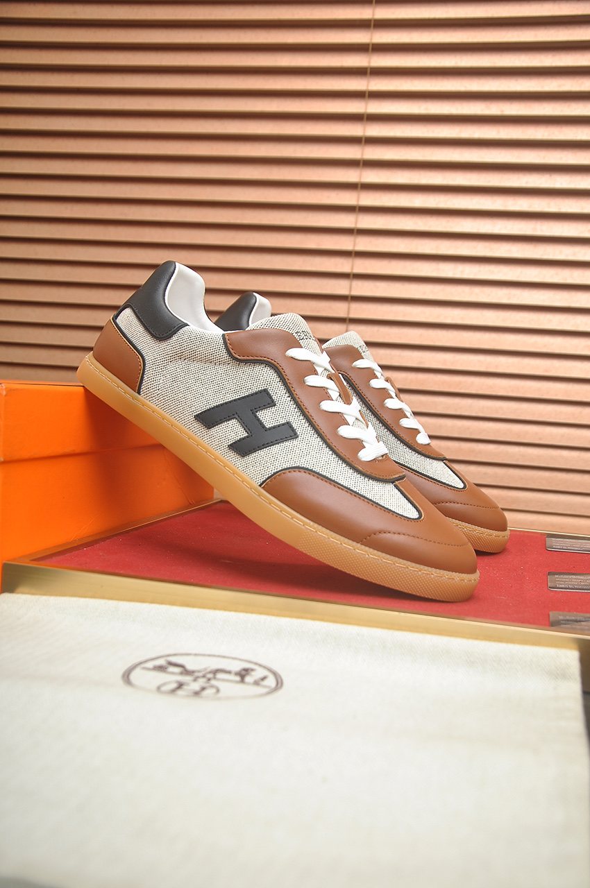 Hermès H-Appliqué Low-Top Sneakers