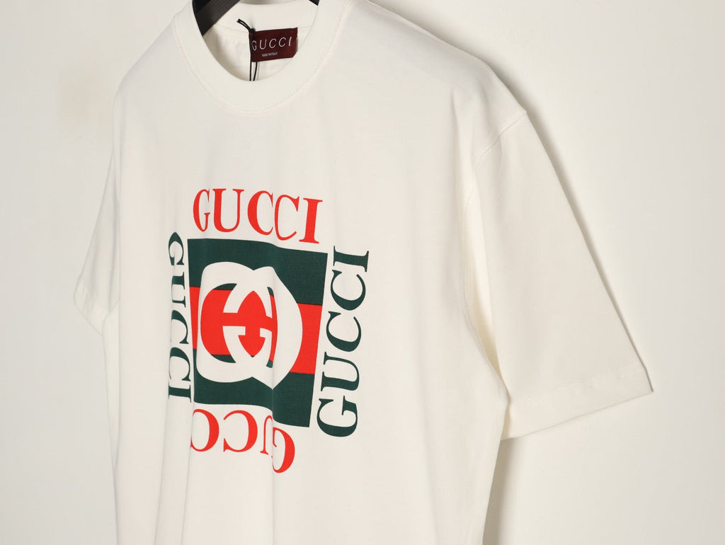 Gucci Interlocking-G Square Lettering T-Shirt - Cream with Red and Green
